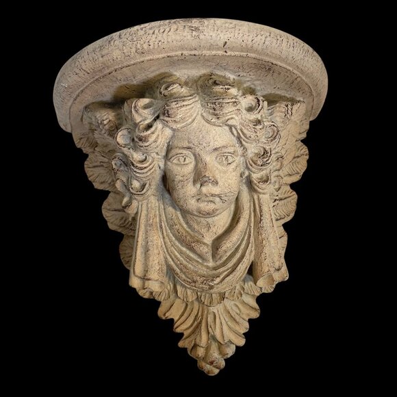 Vintage-Inspired Wall-Mounted Decorative Plaster Shelf With Sculpted Face Motif - Picture 1 of 10